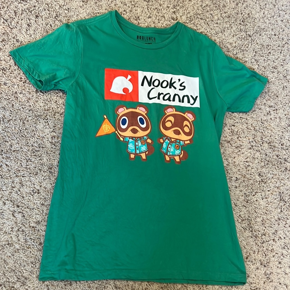 BNWOT Exclusive Animal Crossing “Nook’s Cranny” graphic tee in unisex adult M